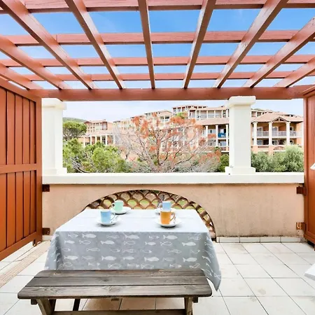 Résidence Le Village De Cap Esterel - Maeva - 4 Personnes - Sélection Mae-8824 Saint-Raphaël